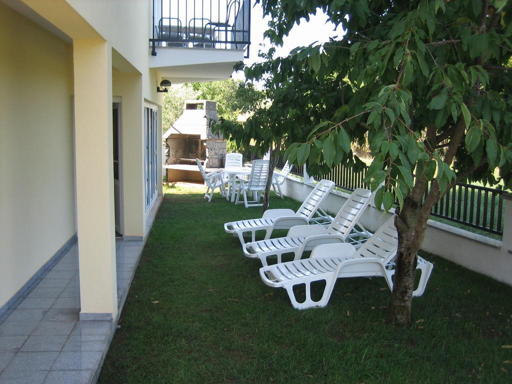 Apartments And Rooms Michaela Fažana Chambre photo